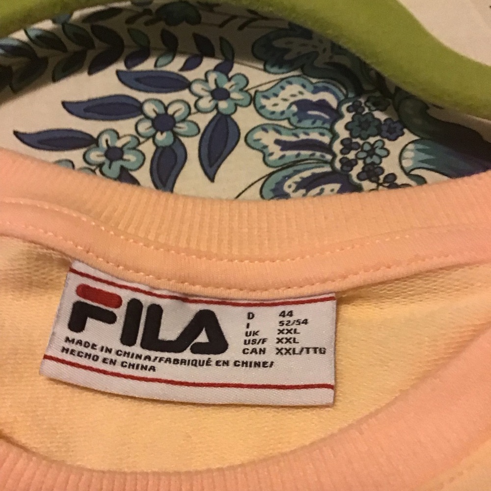 Fila Light Peach sweatshirt w pockets